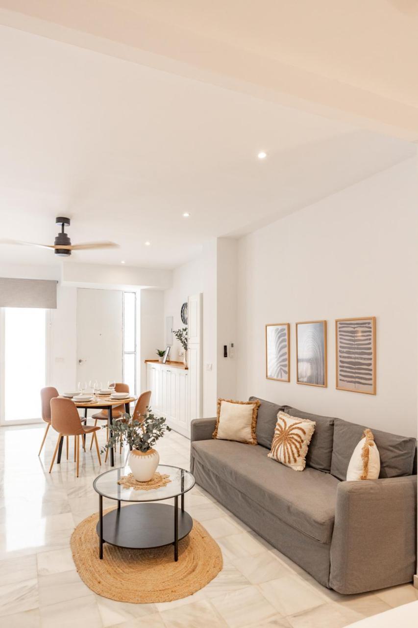Isg Triana Estudio 3 * Sewilla